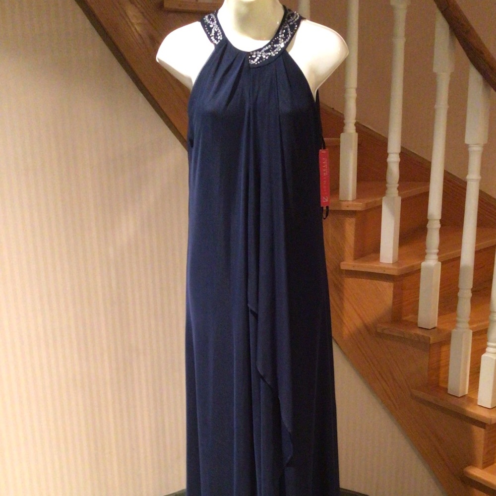 ๐๐4XHOST PICK ๐๐Navy elegant evening gown with bling - Picture 1 of 7